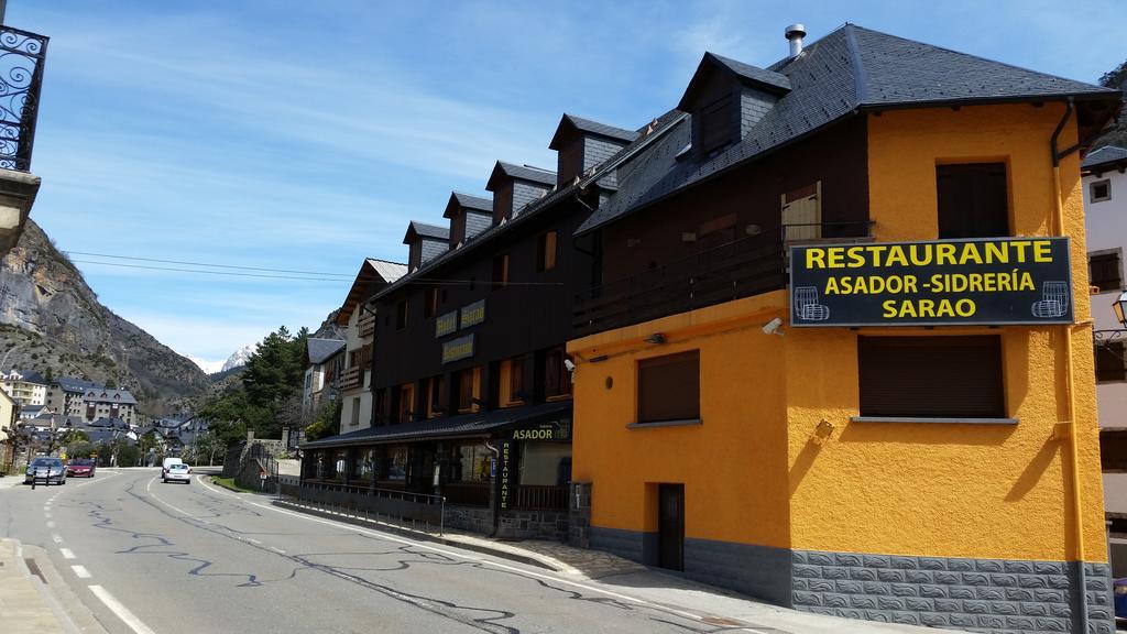 Hotel Sarao Escarrilla Exterior foto
